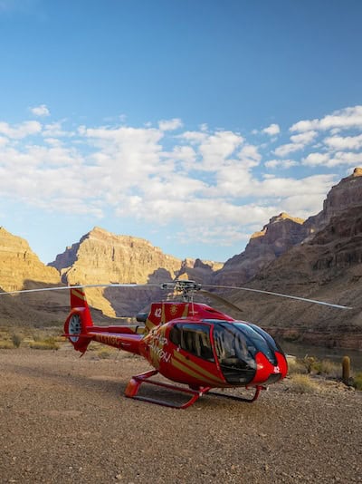 Papillon: Grand Celebration Sunset Helikopter-Tour